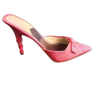 Just the Right Shoe, Silken Wrap, Red, c. 2002 Collection